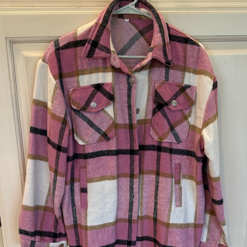Cozy Pink Plaid Fleece Jacket